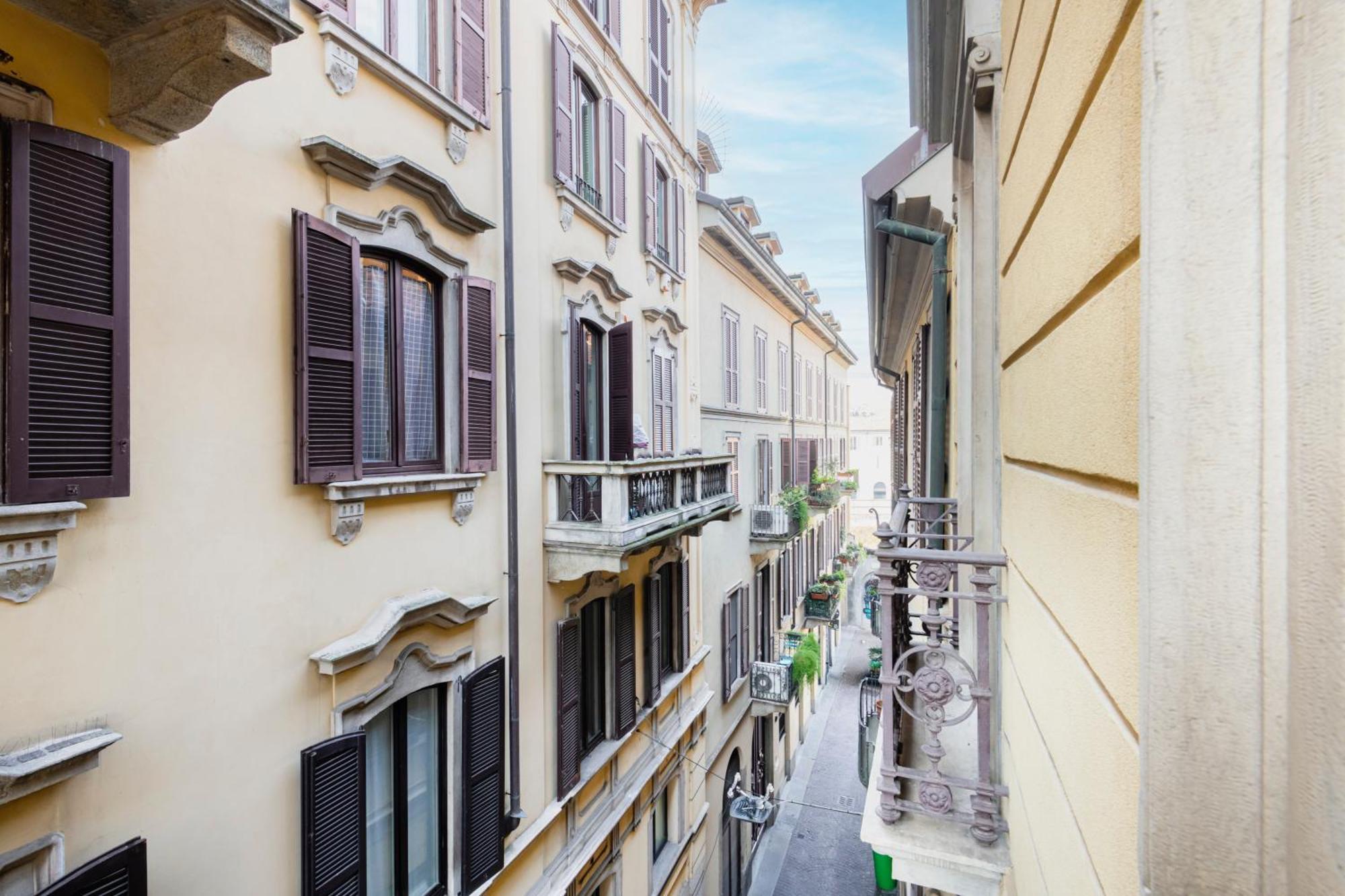Amazing, New & Fully Furnished Studio In Duomo Milano Exteriör bild