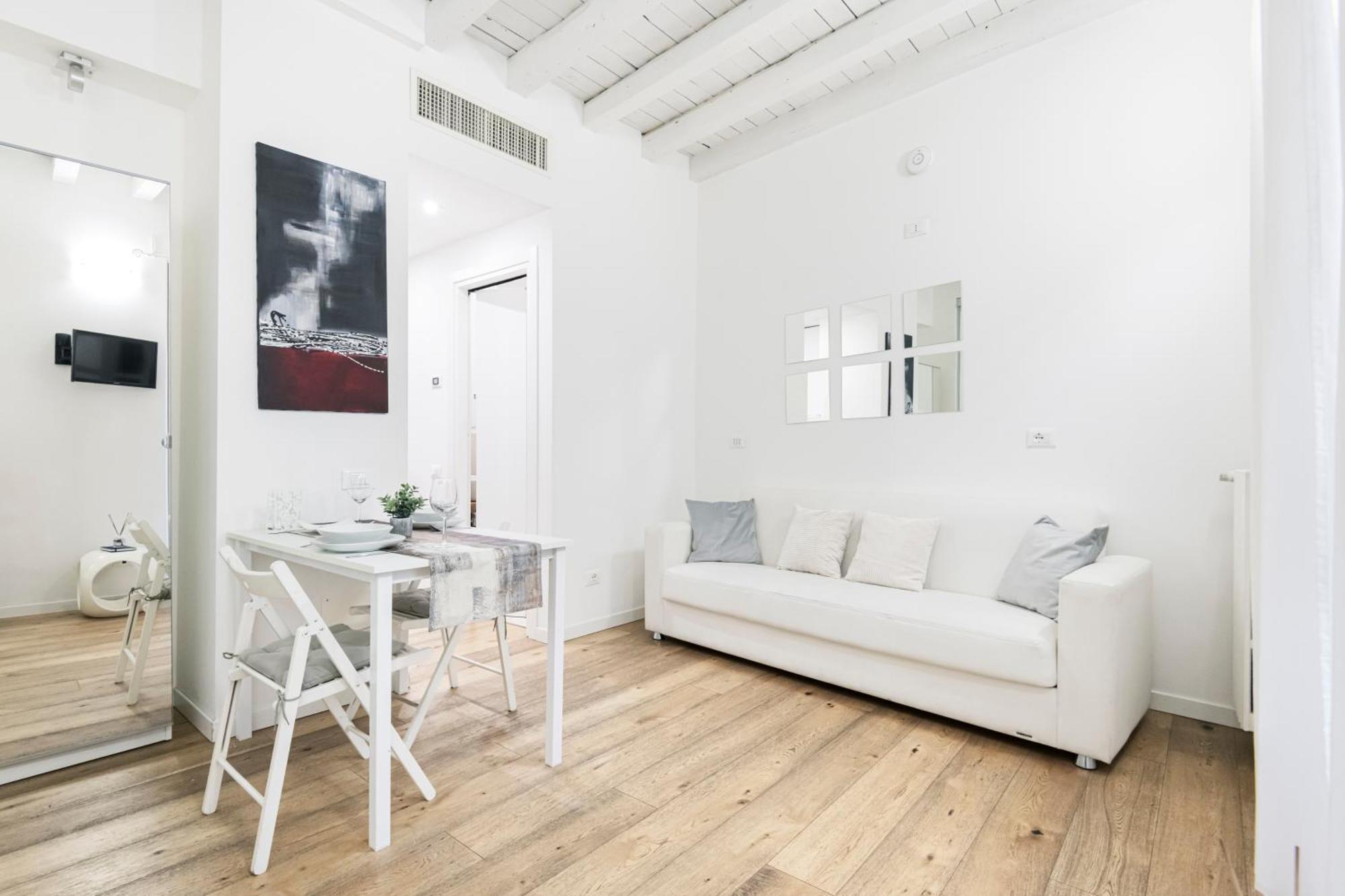 Amazing, New & Fully Furnished Studio In Duomo Milano Exteriör bild