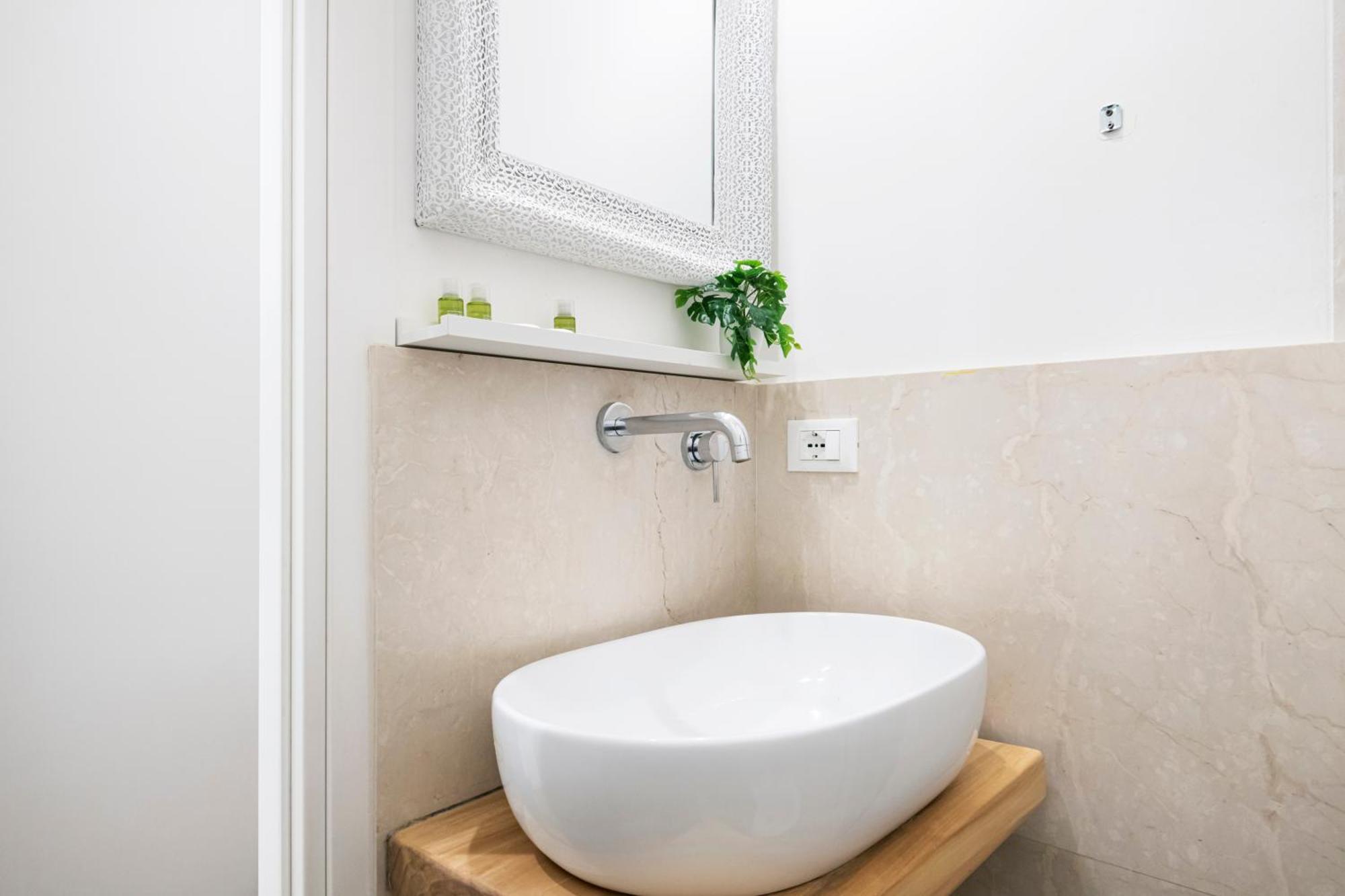 Amazing, New & Fully Furnished Studio In Duomo Milano Exteriör bild
