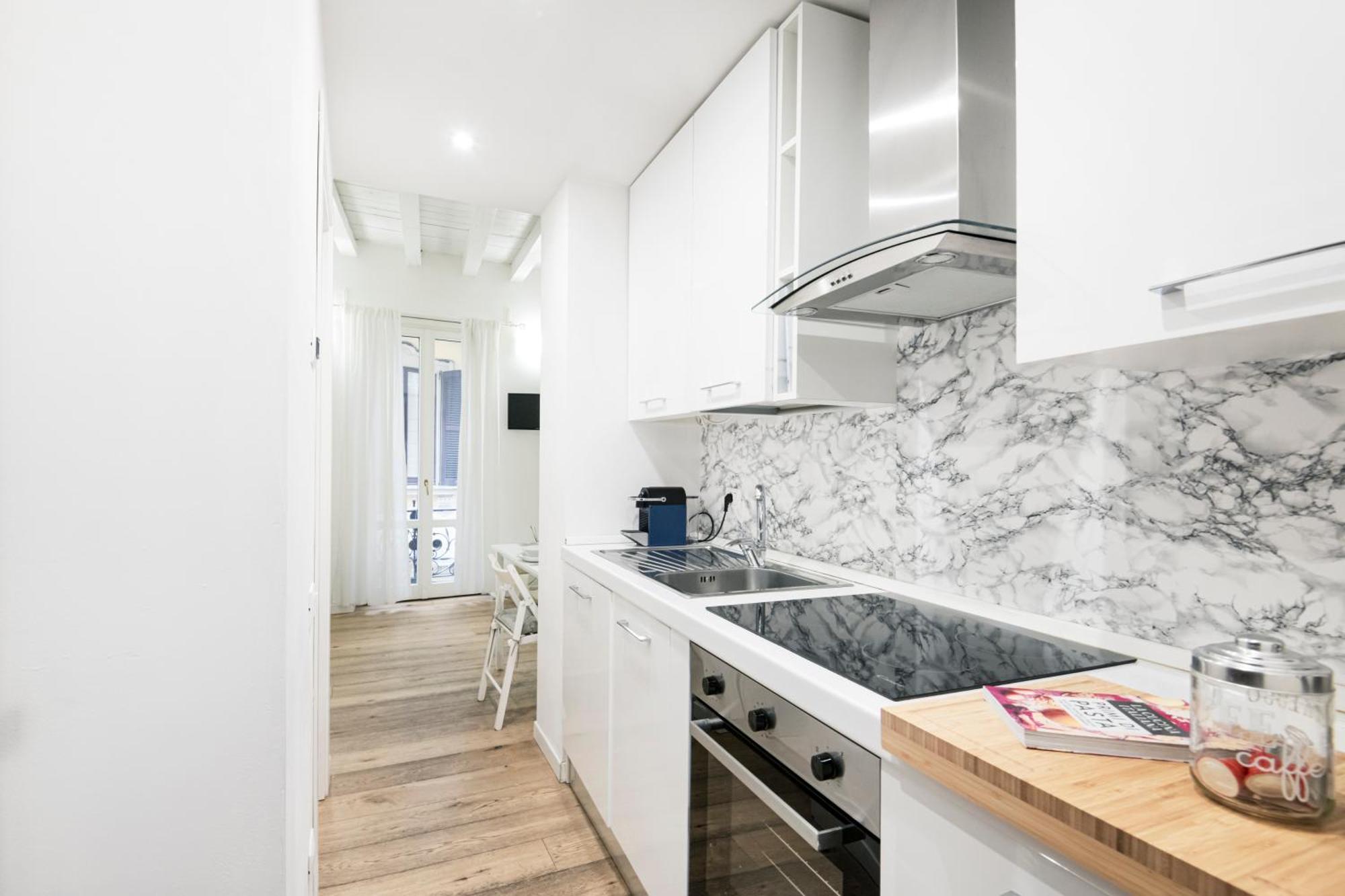 Amazing, New & Fully Furnished Studio In Duomo Milano Exteriör bild