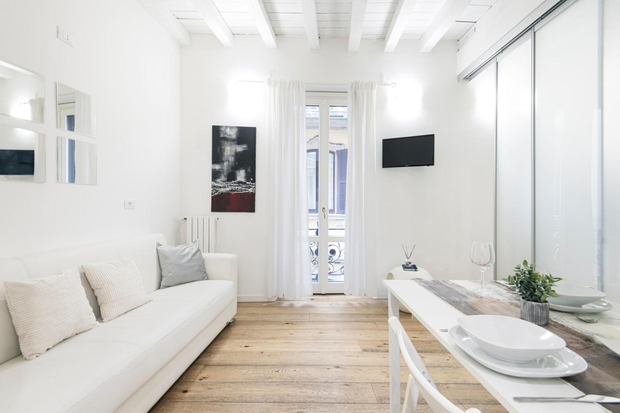 Amazing, New & Fully Furnished Studio In Duomo Milano Exteriör bild